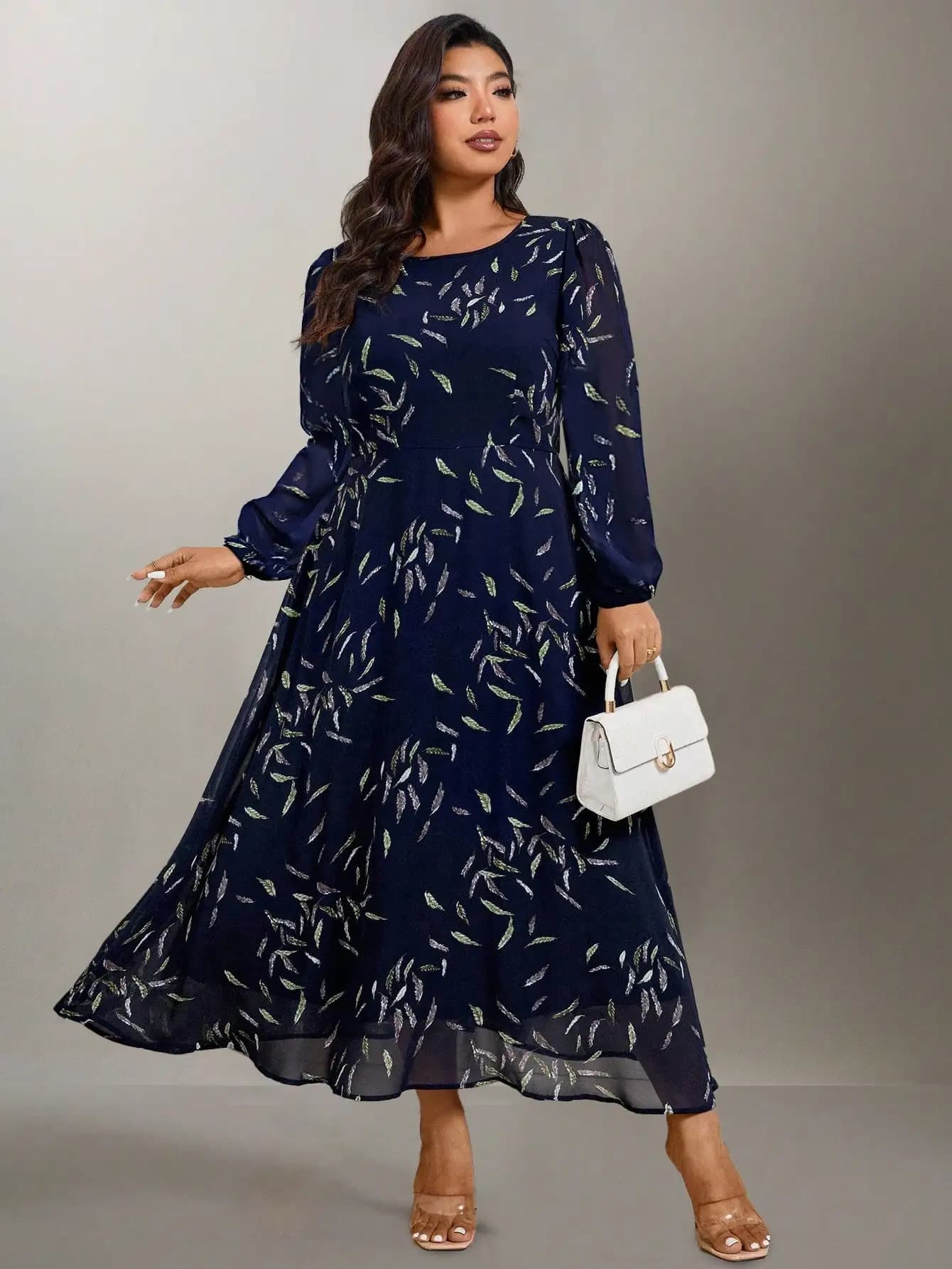 Abito lungo da donna taglie forti in chiffon blu navy con stampa a foglie, linea ad A e maniche lunghe