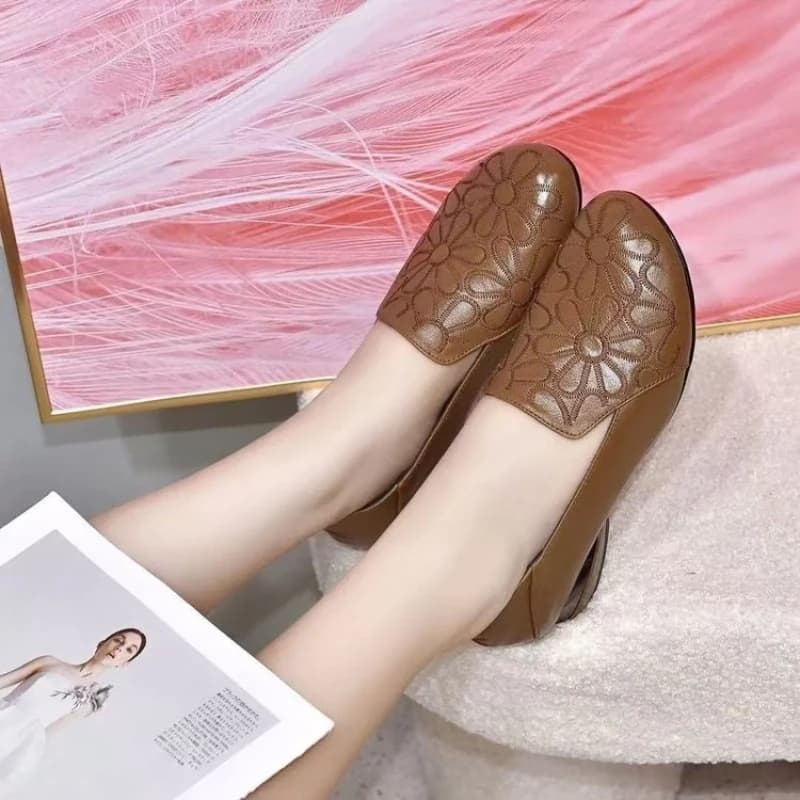 Scarpe casual da donna per tutti i giorni, con tacco quadrato basso, slip-on, punta tonda, in PU, tacco basso 1-3 cm, fodera morbida, suola in gomma resistente.