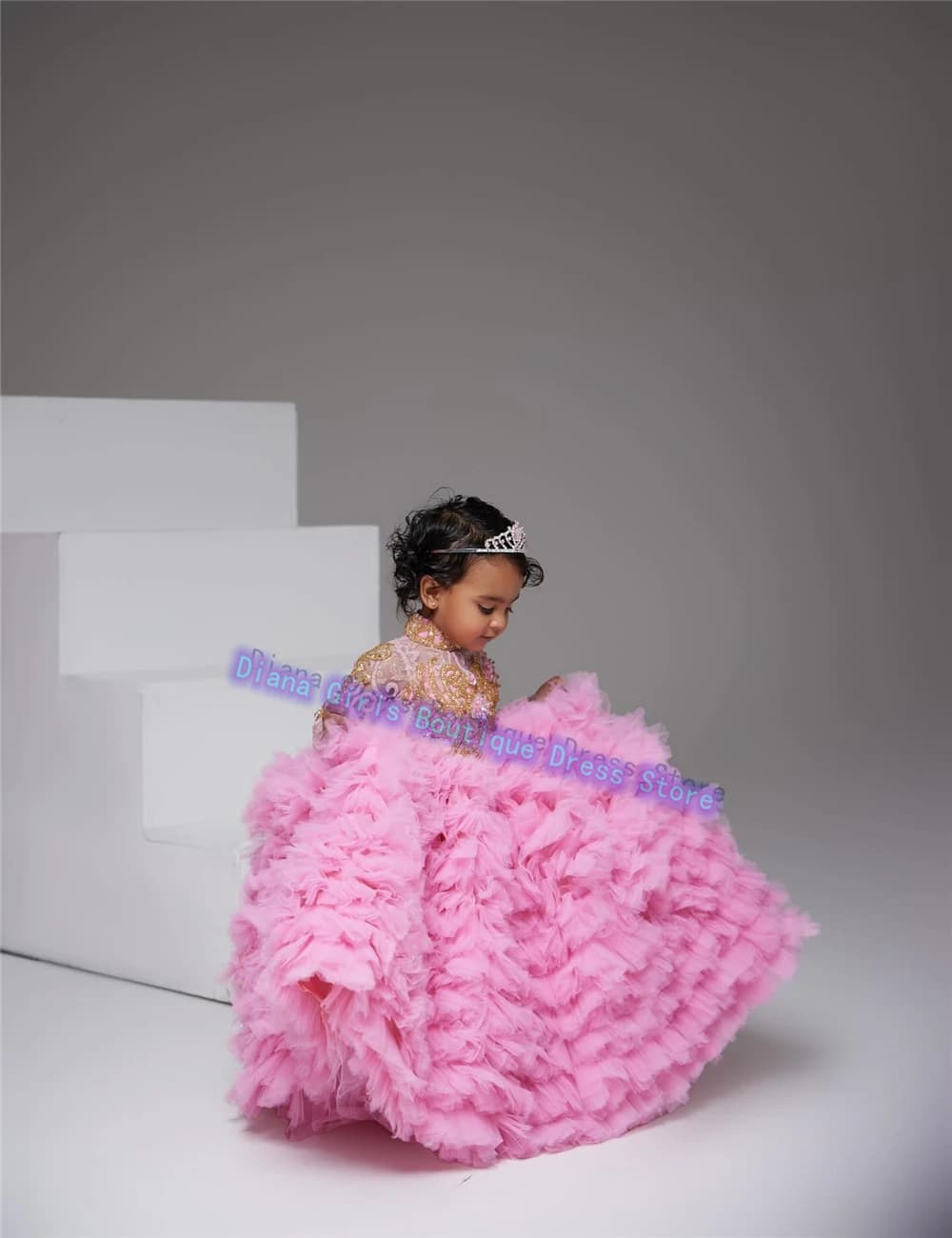 Abito da ragazza di fiore per bambine adorabili, tulle rosa, soffici stratificati di paillettes, applicazioni in pizzo per abiti da festa di compleanno per bambini