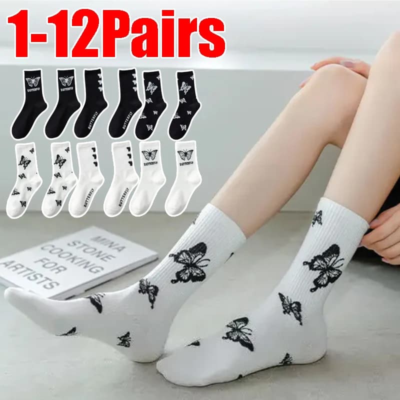 Calzini con motivo a cartoni animati a farfalla - Design bianco nero da donna con funzione antiodore per un comfort stagionale