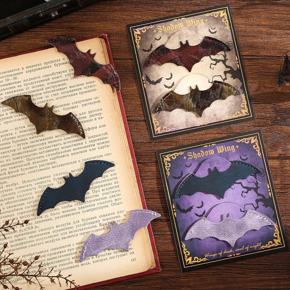 2Pcs Leather Bat Bookmarks Corner Protectors Page Markers for Books Notebooks for Students Readers Teachers Halloween Gift