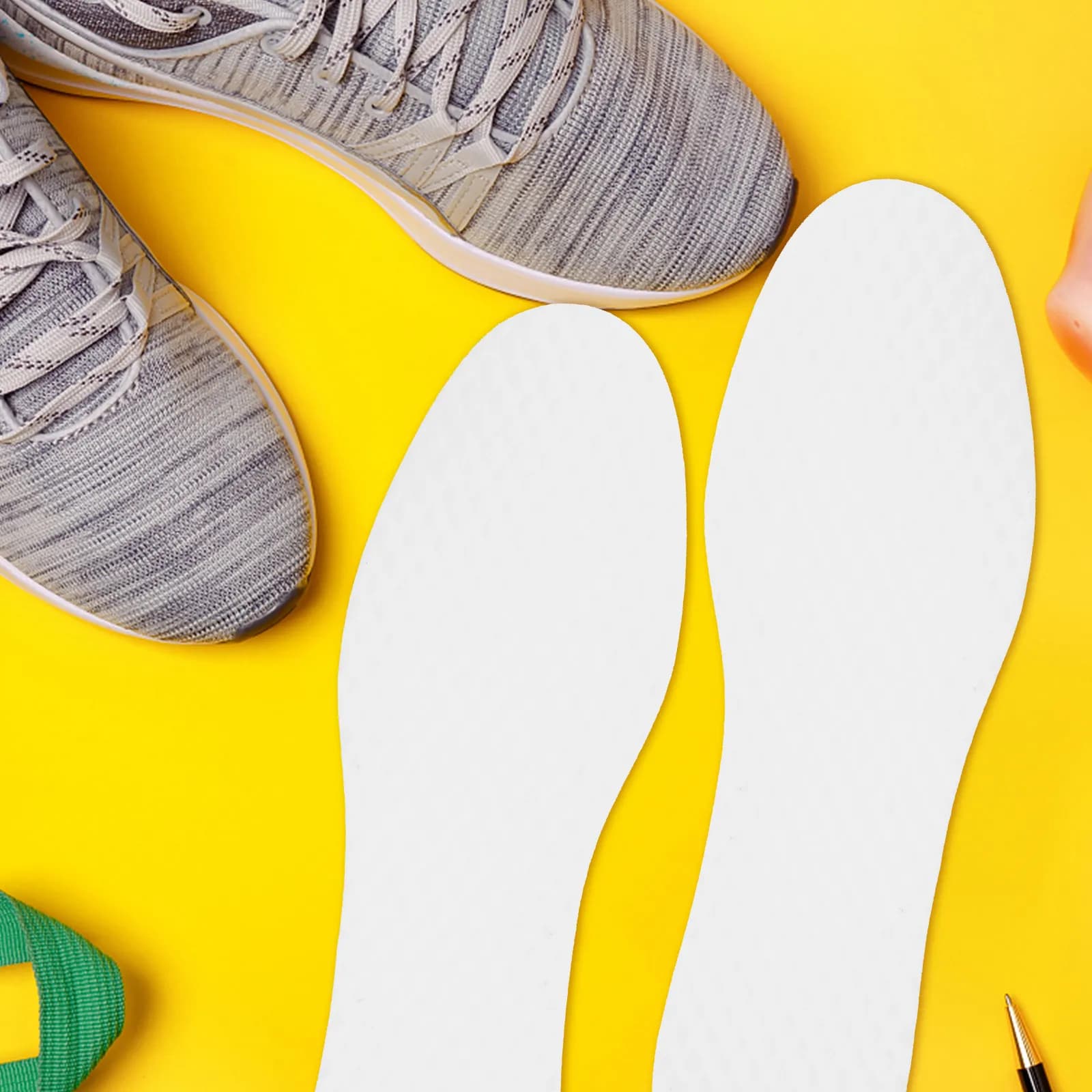 20Pairs Thin Breathable Shoe Insoles for Hiking Running Boots Comfortable Supple Insoles Women Men Refreshing Daily Replacement