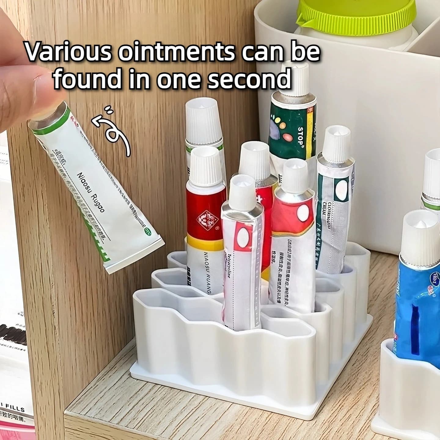 Scatola portaoggetti per farmaci in plastica resistente a 32 slot con scomparti etichettati Portaoggetti verticale per medicinali da tavolo Home Office