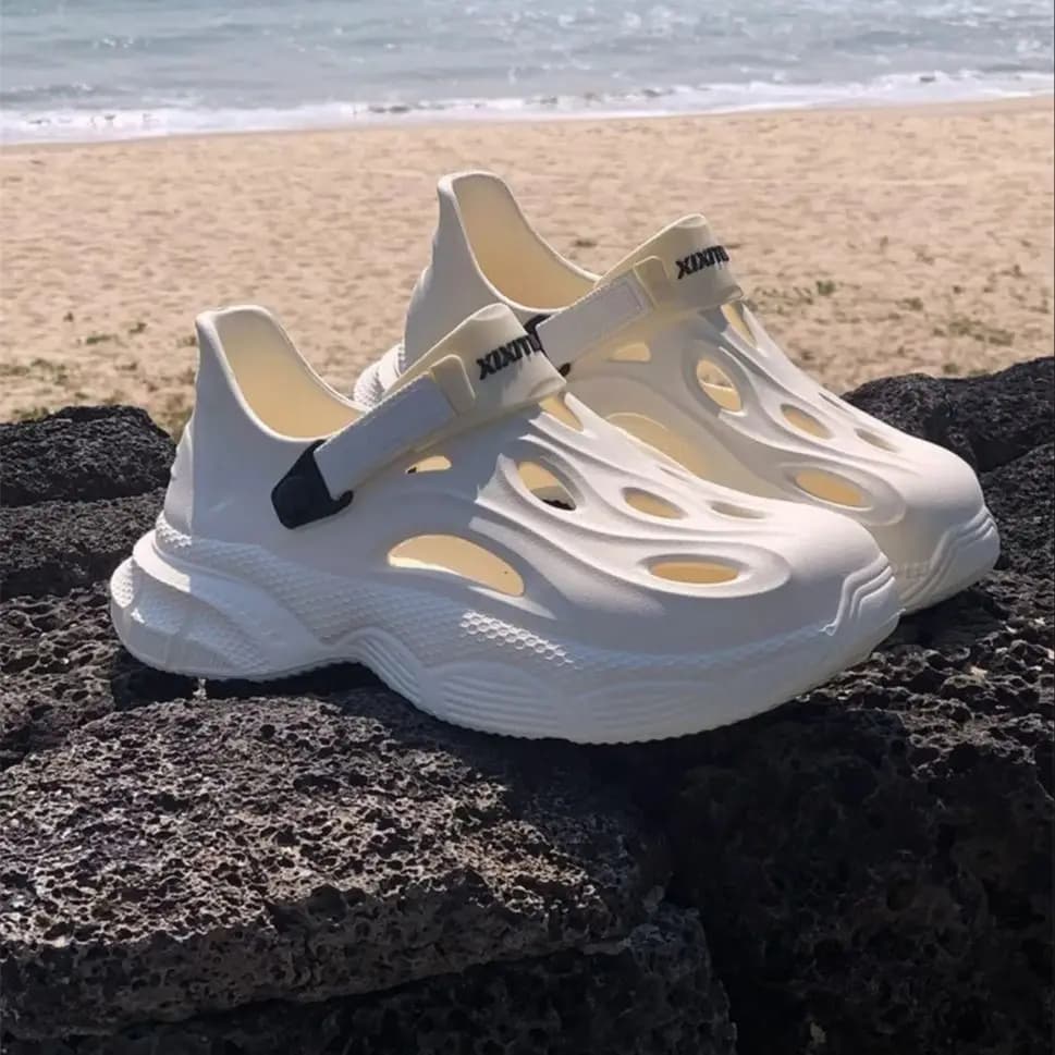 Men shoes with soft sole for wading, beach sandals, sports shoes for fishing and passage in water courses - Non-slip and breathable
