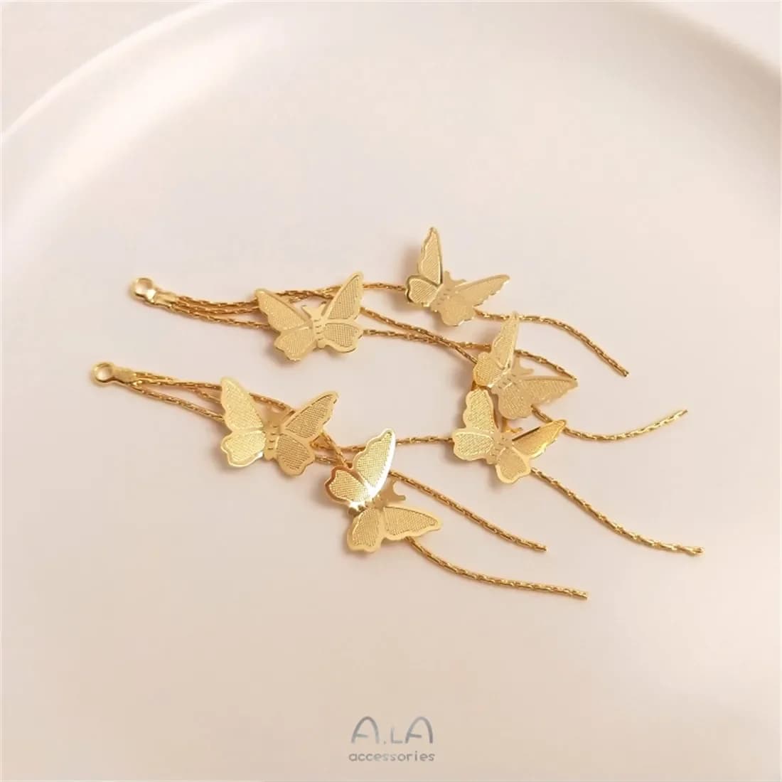 Placcato in rame 14K placcato oro chiaro 18K vero oro fata farfalla nappa catena appesa orecchini fai da te, orecchini pendenti accessori