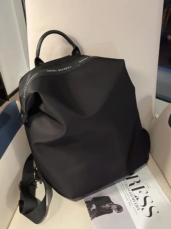 Nuovo Zaino in Tela di Nylon alla Moda 2025, Design Semplice, Borsa a Tracolla Unisex per Viaggi e Scuola