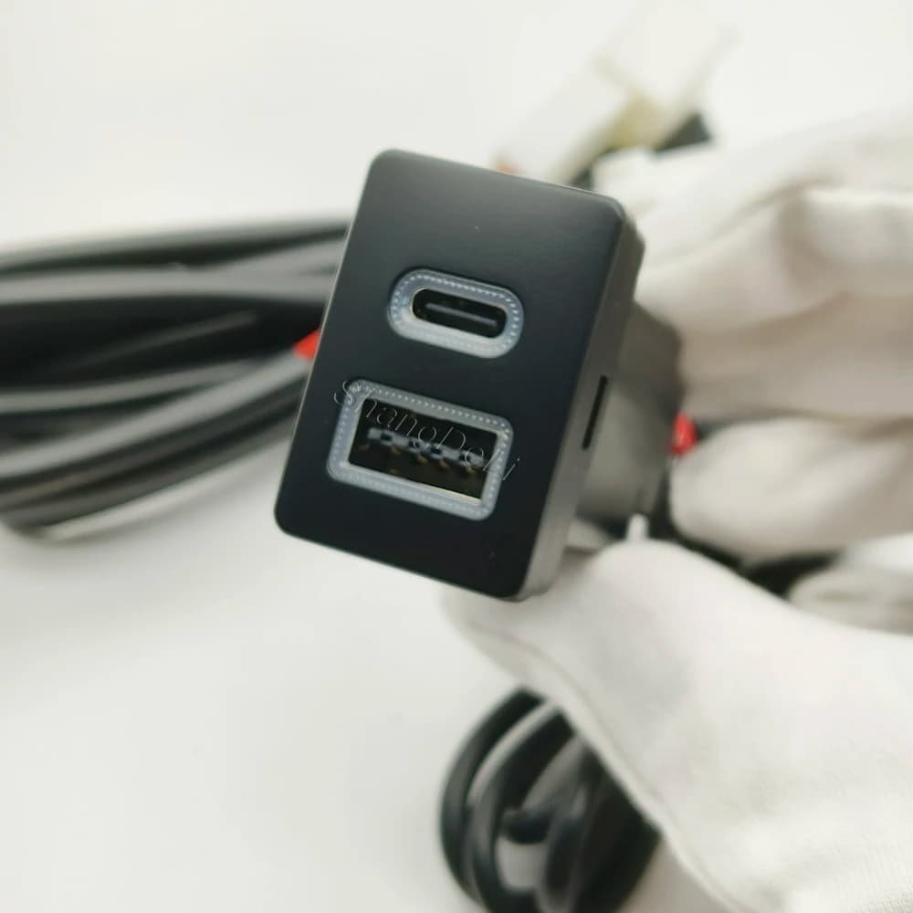 New USB Audio Data Transmission Type C PD Socket Quick Charger Input Adapter For Toyota Accessories