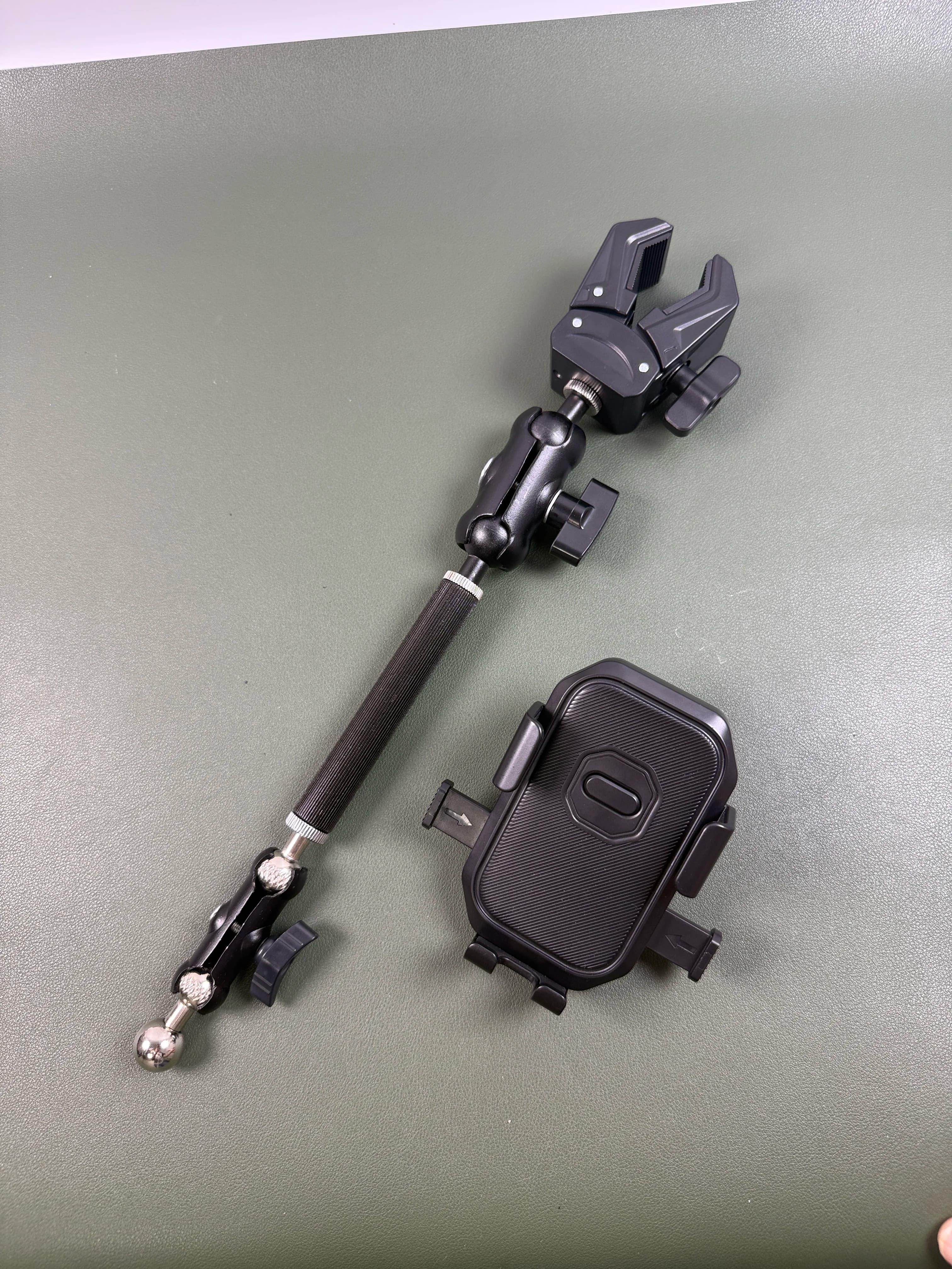 Adjustable Phone Holder Clip Stand with Rotating Head And Extended Aluminum Rod Universal Clamp for round Tube And Desk Support