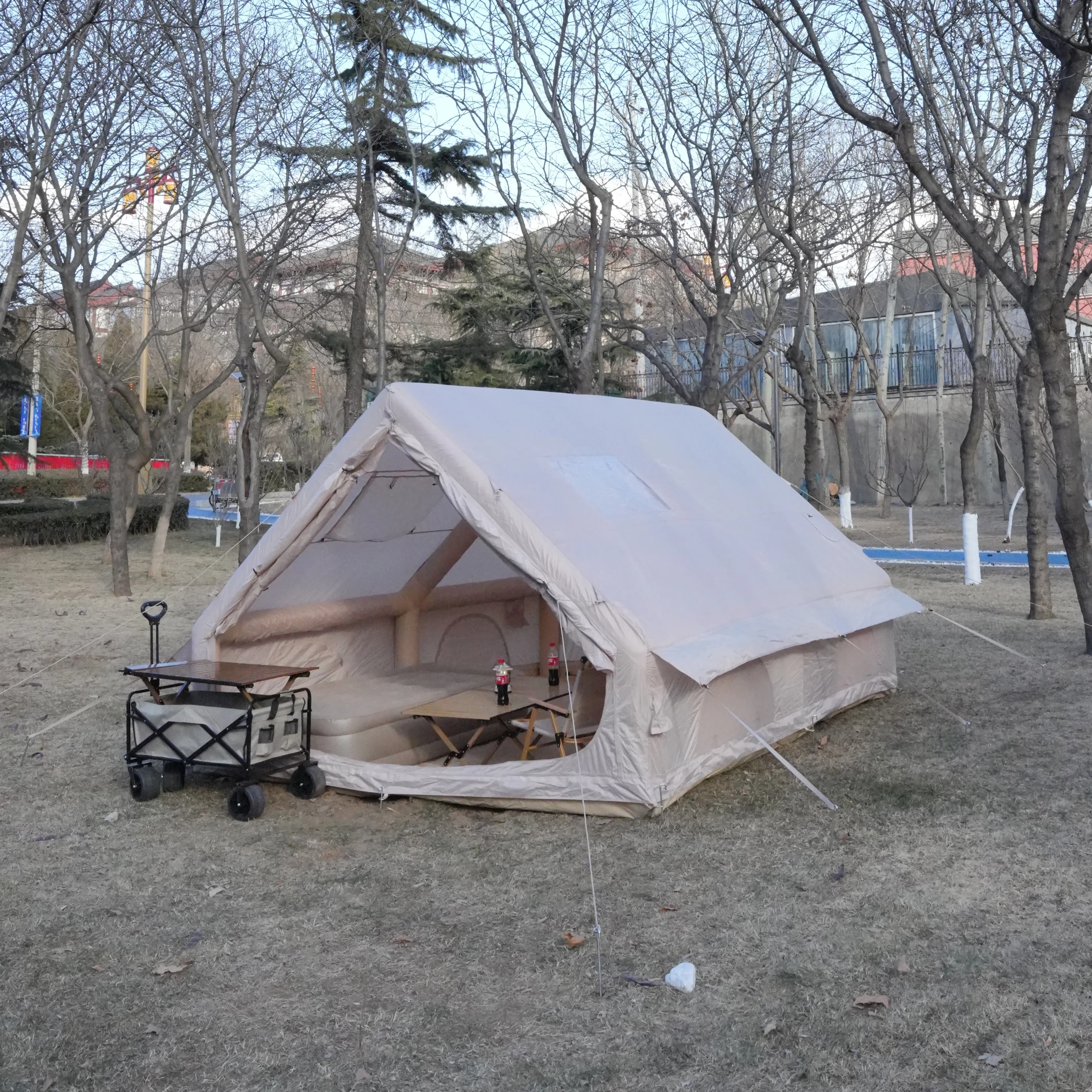 Grande Tenda da Campeggio Gonfiabile di Lusso Portatile per 5-7 Persone, Impermeabile, Resistente, Quattro Stagioni, Due Camere da Letto, Apertura Rapida Automatica
