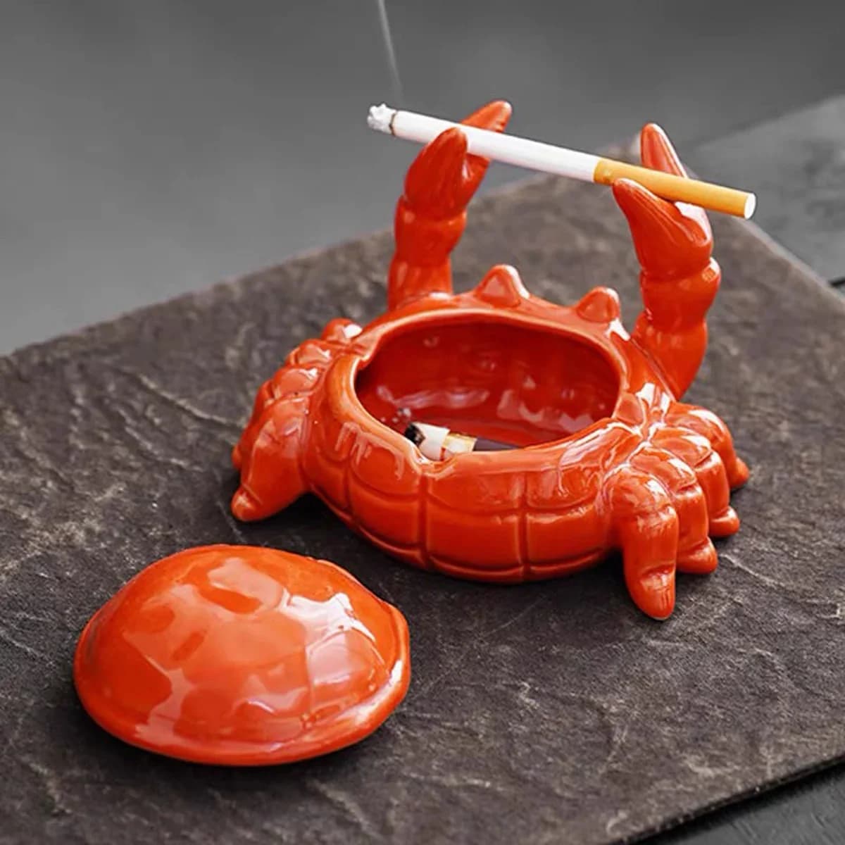 Crab Ceramic Ashtray Small Tea Pet Office Home Living Room Ceramic Crab Ashtray With Cover Fly Ash Desktop Decoration Gifts