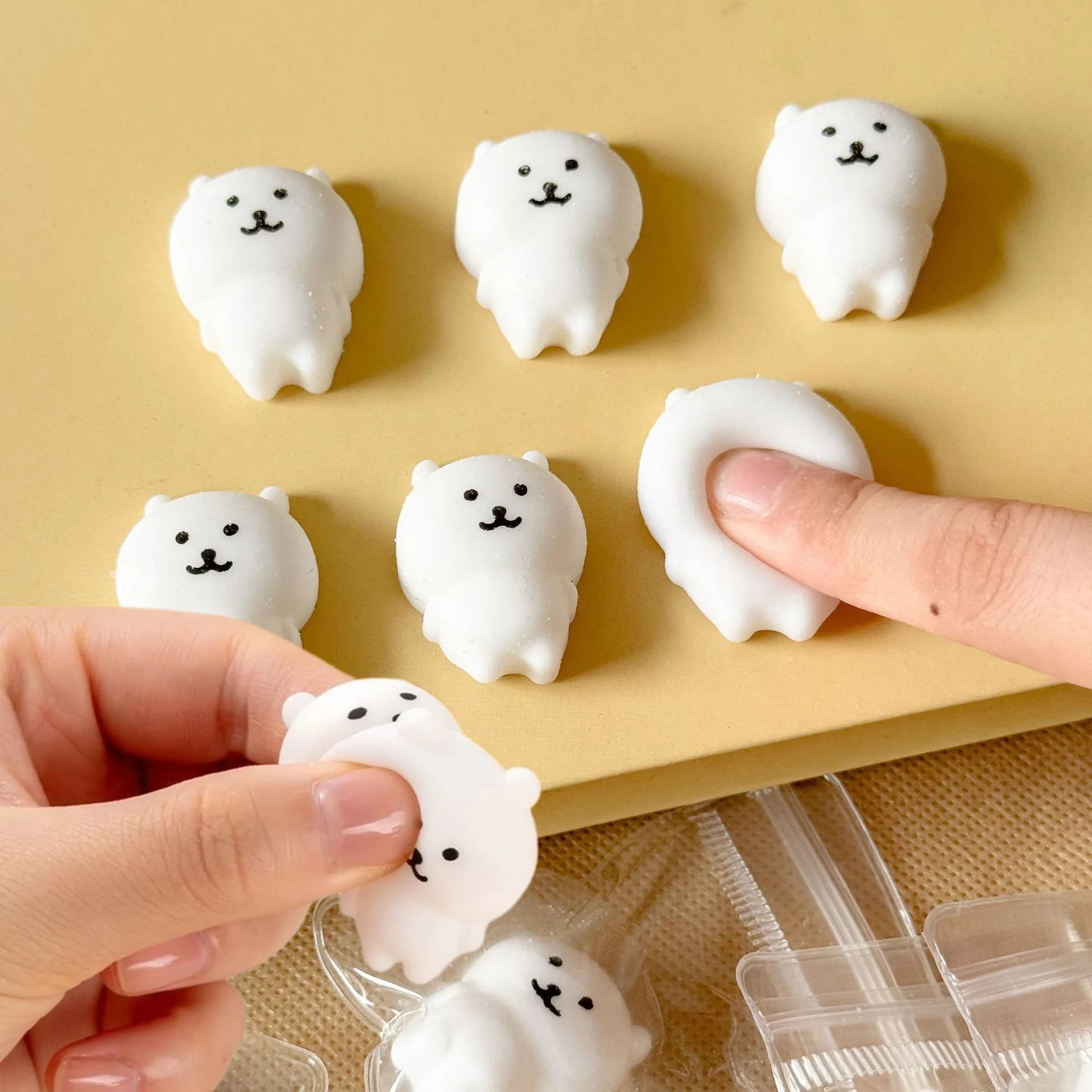 6pcs Self Deprecating Bear Pinch Fun Toy - Cute Expression Stress Relieving Little Nose Ga Children's Prize For Kids