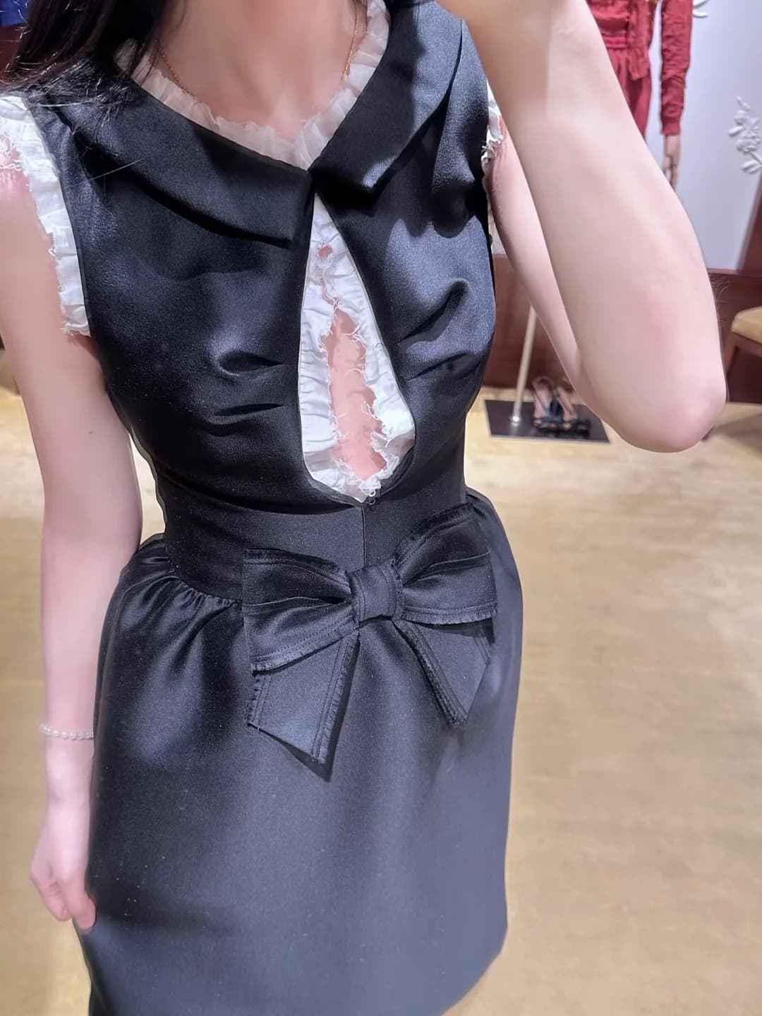Shanghai Version Flower Design Sleeveless Straight Cut Dress Women's Fashionable Knot Collar Dress for Ladies