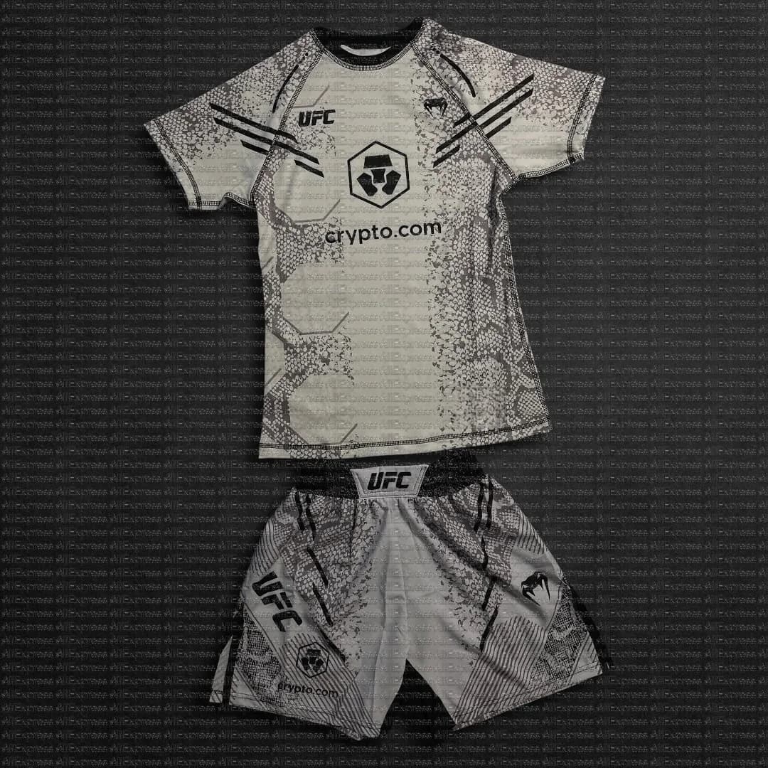 UFC Set da allenamento Speed Dry da uomo a maniche corte Pantaloncini mimetici rossi e neri Stile combattimento Abbigliamento sportivo alla moda per uomo
