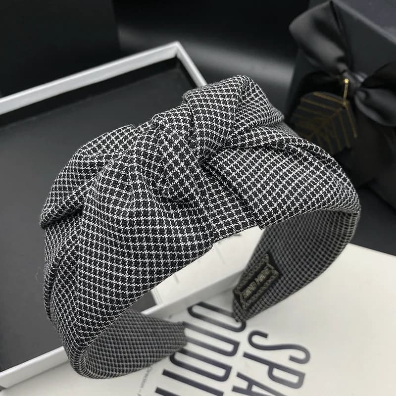 Retro New Checkered Hair Clips and Headbands for Women, High Top for Face-Flattering Hourglass Stylish Accessories with Wide Edg