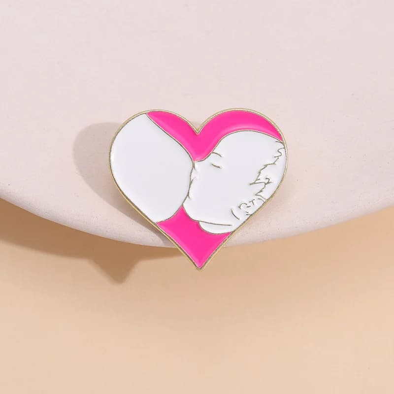 Creative Pink Heart Breastfeeding Enamel Pin Maternal Love Metal Brooch Lapel Backpack Clothing Jewelry Gifts Accessories