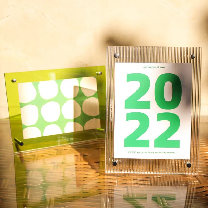 Cornici in acrilico con supporto, display galleggiante trasparente senza cornice per decorazioni da tavolo per ufficio domestico, orizzontale verticale