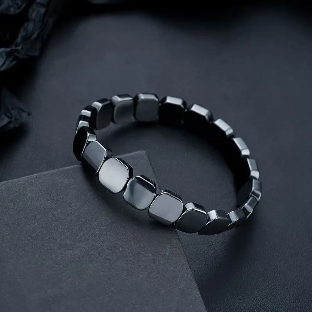 Bracciale Vintage Elastico Nero con Pietre, Gioielli Artigianali, Braccialetto con Perle Quadrate, Bracciale Personalizzato Nero da Uomo e Donna