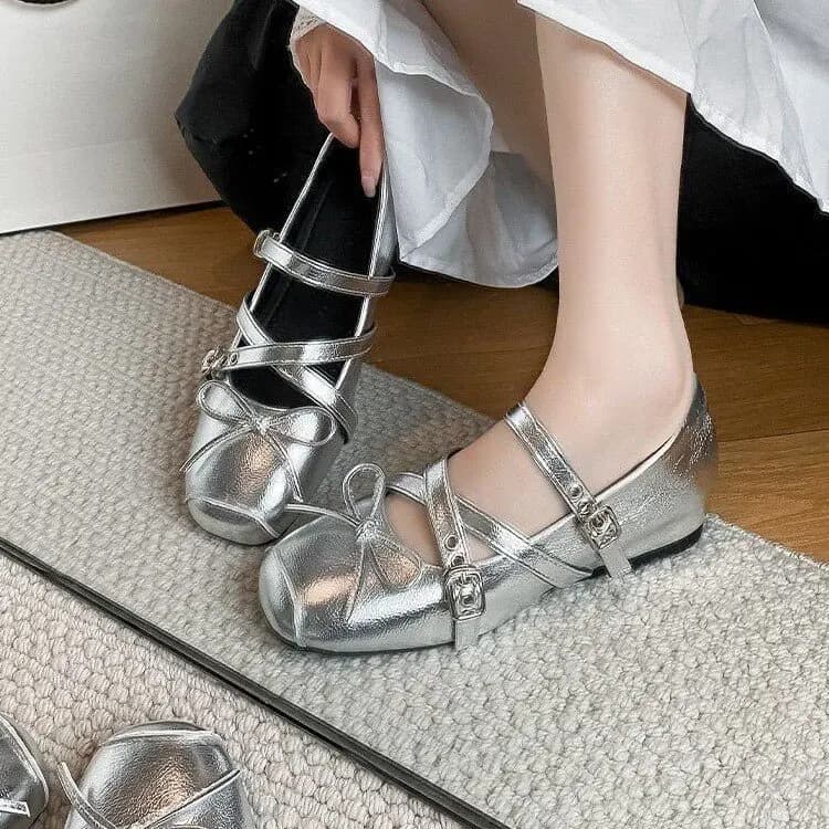 2026 New Silver Women Mary Jane Shoes Concise Shallow Buckle Strap Shoes Spring Autumn Ladies Eelgant Dress Leather Flats Shoes