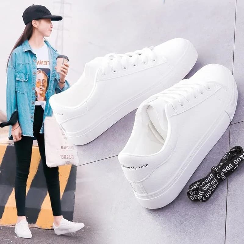 Scarpe vulcanizzate da donna di moda 2025 Nuove scarpe casual classiche in pelle PU tinta unita Donna Scarpe casual bianche Scarpe da ginnastica basse