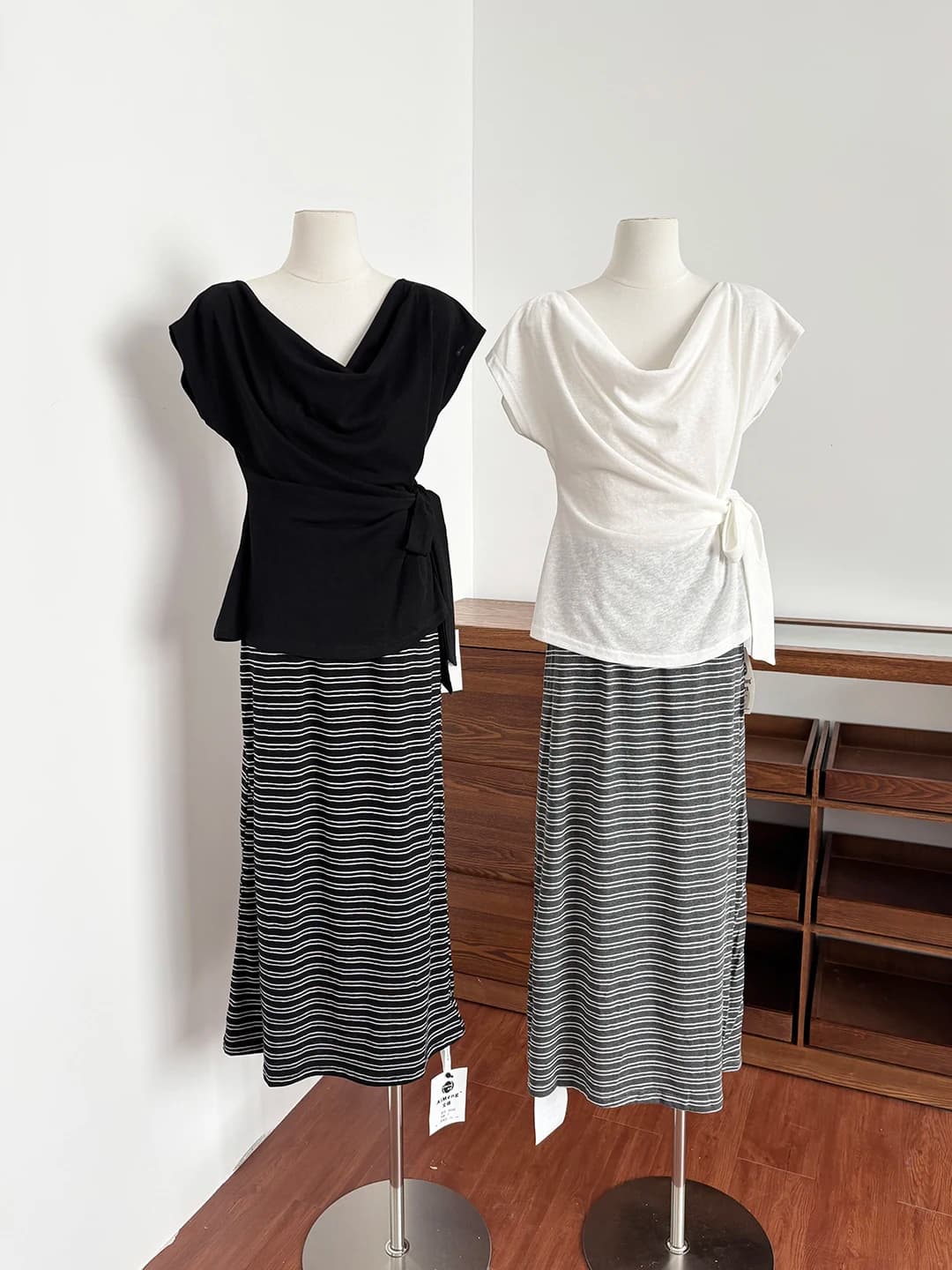 Completo Set Due Pezzi Estivo 2026: T-Shirt Coreana Stile Casual e Gonna a Vita Alta Slim A-Line - Abbigliamento Casual per un Look Esclusivo