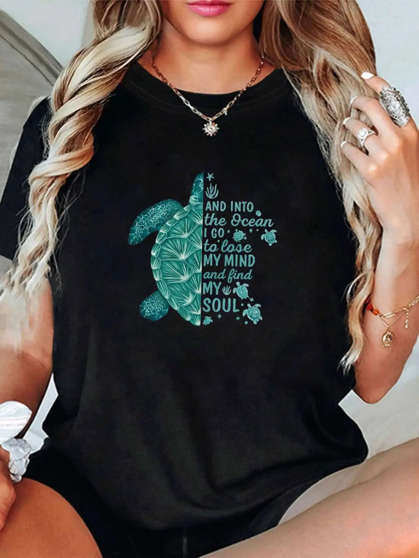 【3351213】Plus size women's round neck short sleeve T-shirt with elastic half sleeves and trendy prints