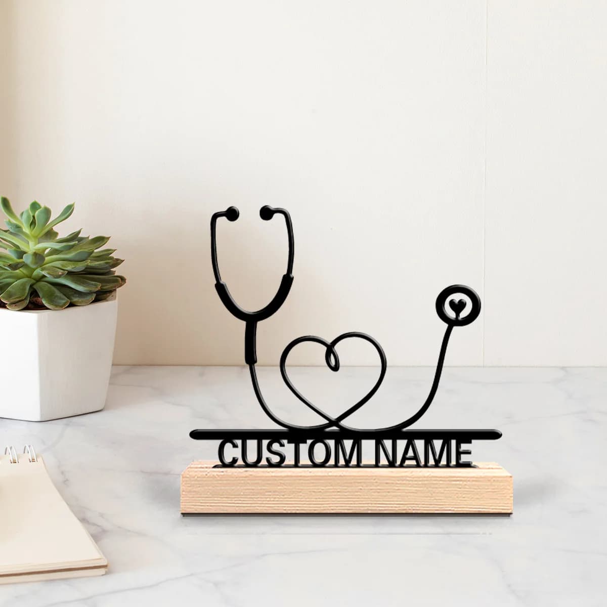 Stetoscopio personalizzato personalizzato alla moda da 1 pezzo Statue in metallo Arte in metallo con base in legno Decorazione da tavolo adatta per medici