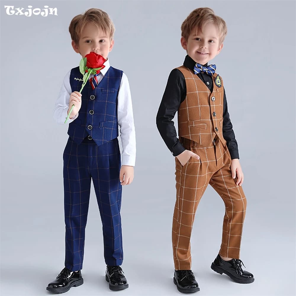 2025 Set di abiti scozzesi per bambini casual quotidiano per la vita scolastica Consegna veloce Abiti da ragazzo 3 pezzi Gilet Pantaloni Papillon Prestazioni di pianoforte