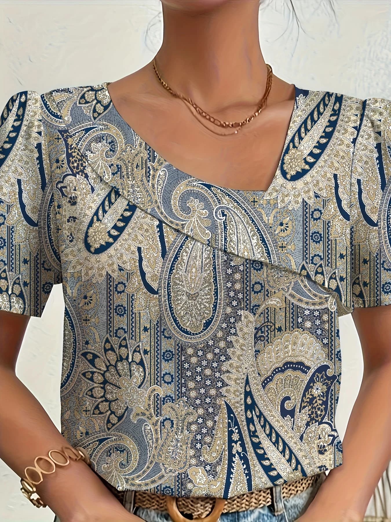 T-shirt with temperament strong sizes Women's casual shirt wide Elegant short sleeve shirt for weekday