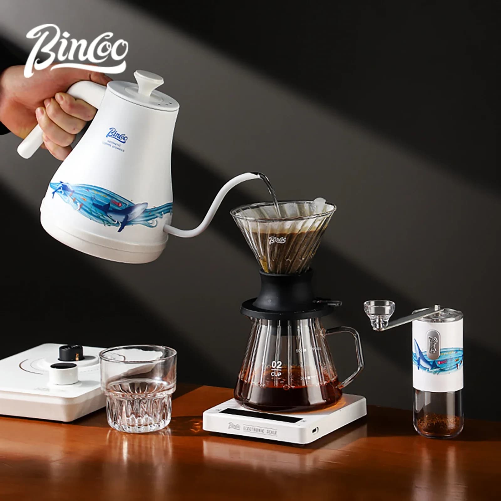 BINCOO Coffee maker hand made Electric kettle Intelligent temperature control Swan neck pot Teapot for domestic use Barista tools 800W