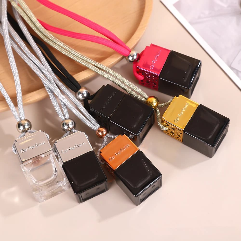 100 pcs 8 ml Deodorant For Auto Perfume Bottle Bouquet Pendant Ornament Essential Oil Fragrance Diffuser Hanging Bottle Empty