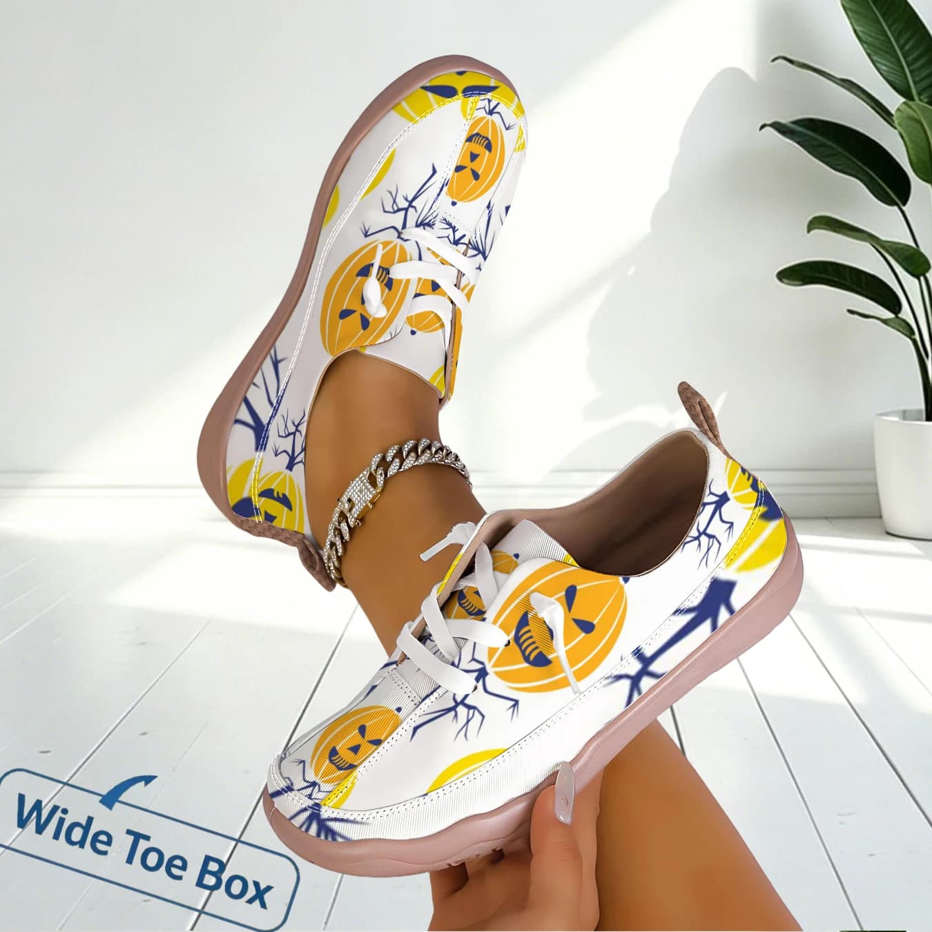 Women Pumpkin Print Wide Toe Sneakers Light Flat Breathable Shoes For Festival Travel Long Standing Walking
