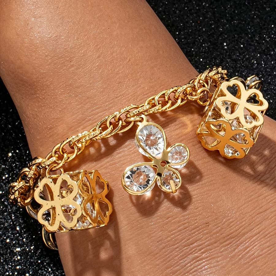 Fashion Gold-plated Stainless Steel Chain Bracelet Cute Butterfly Pendant Bracelet for Ladies Waterproof Jewelry