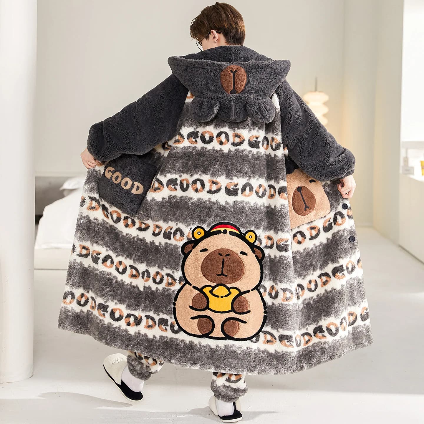 Set Accappatoio e Pantaloni con Cappuccio per Uomo e Donna, Motivo Capibara, Morbido e Caldo Accappatoio in Peluche con Cappuccio 3D, Abbigliamento Invernale