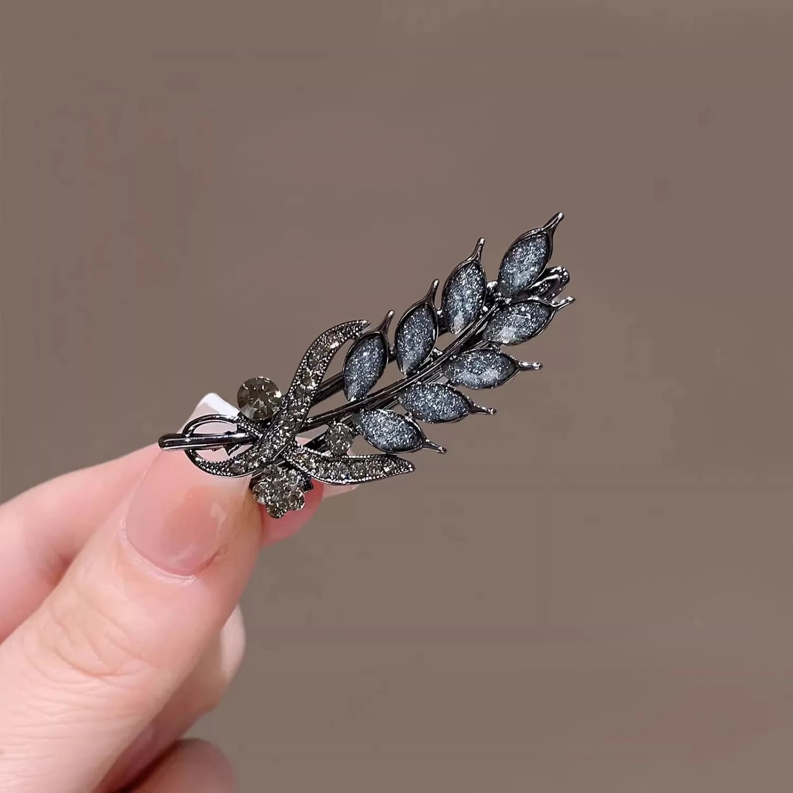 1 Piece Hair Clip with Strass Shaped Grano Spiga, Elegant Lateral Frangia Clasp, Becco d'Anatra Clip, Alloy Hair Accessories for Women