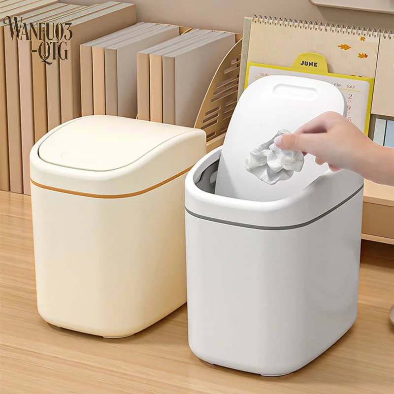 Nuovo Cestino da Scrivania, Mini Pattumiera in Plastica con Coperchio a Scatto per Casa e Ufficio, Bidoni per Rifiuti Domestici