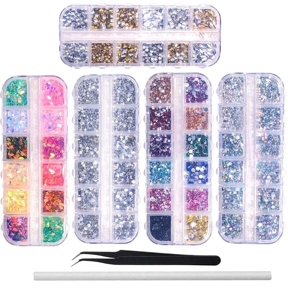 Kit di 6400 strass per nail art - Borchie oro e argento, paillettes colorate con pinzette e penna in cera
