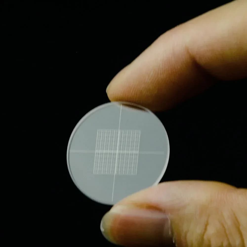 DIV0.05 Vetrini di calibrazione per micrometro a griglia per oculare per microscopio Vetro di misurazione per micrometro per microscopi