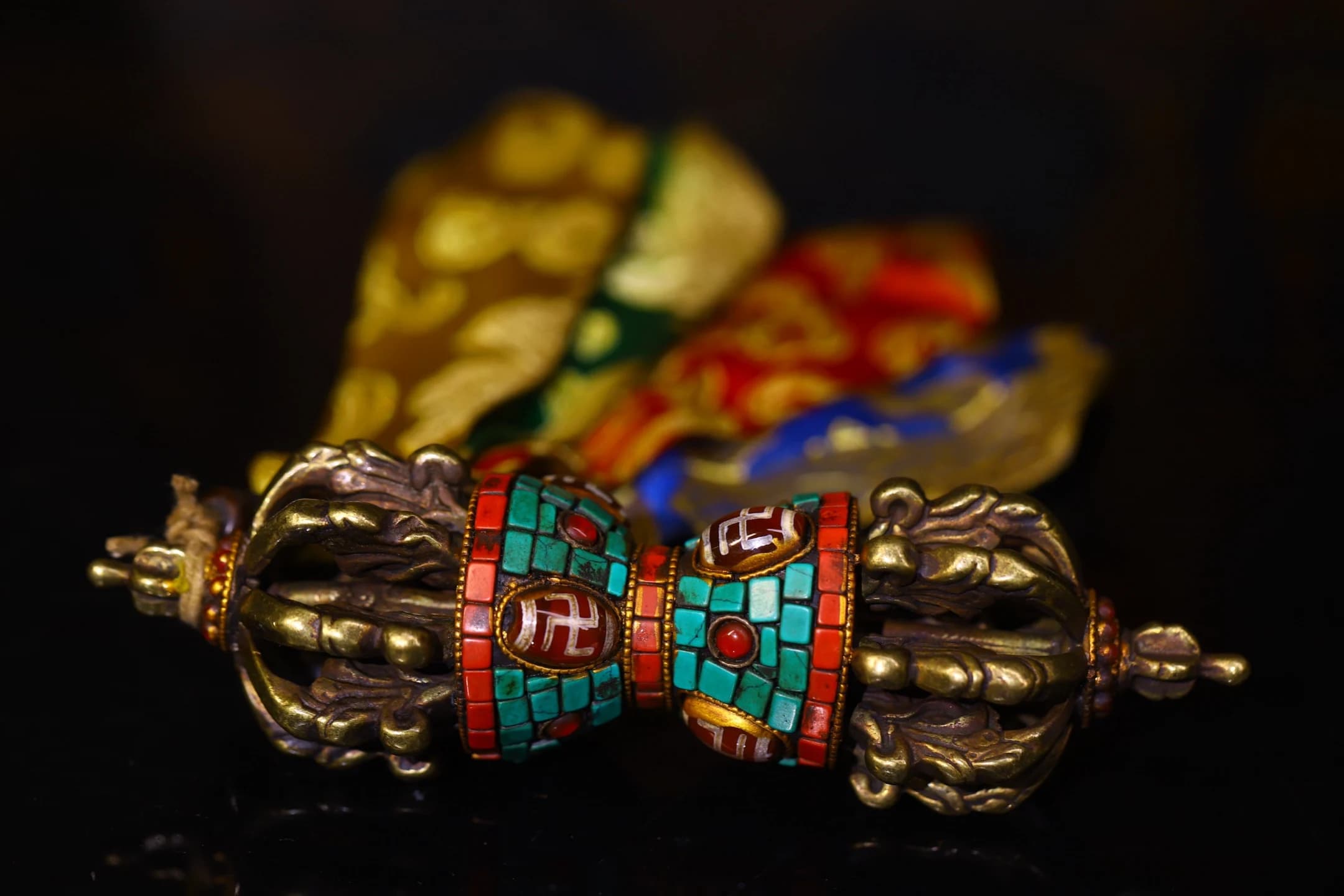 8"Tibetan Temple Collection Old Bronze Painted Mosaic Gem gZi Beads Turquoise Shakyamuni Vajra pattern Old Ringing Bell Vajra