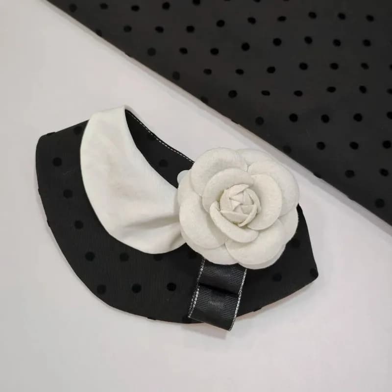 Luxurious Flower Cute Pet Bib Pet Lace Drool Towel Photo Accessory Scarf Decoration Collar Dog Accessories for Small Dogs