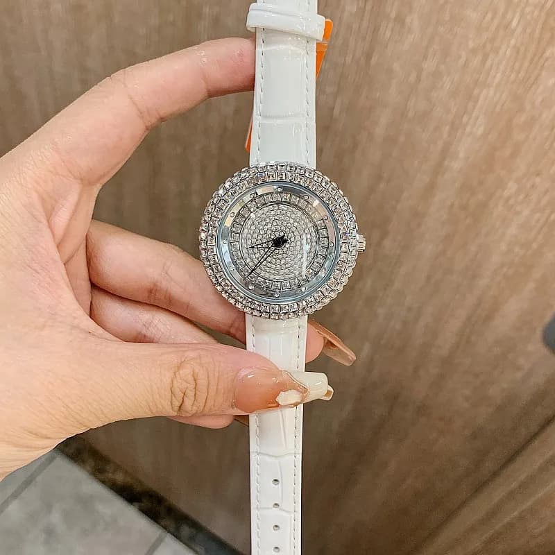 2023 Fashion Designer Single Wrist Watch Luxury Top Brand Women's Watch Quartz Crystal Ladies bling Diamonds Watch