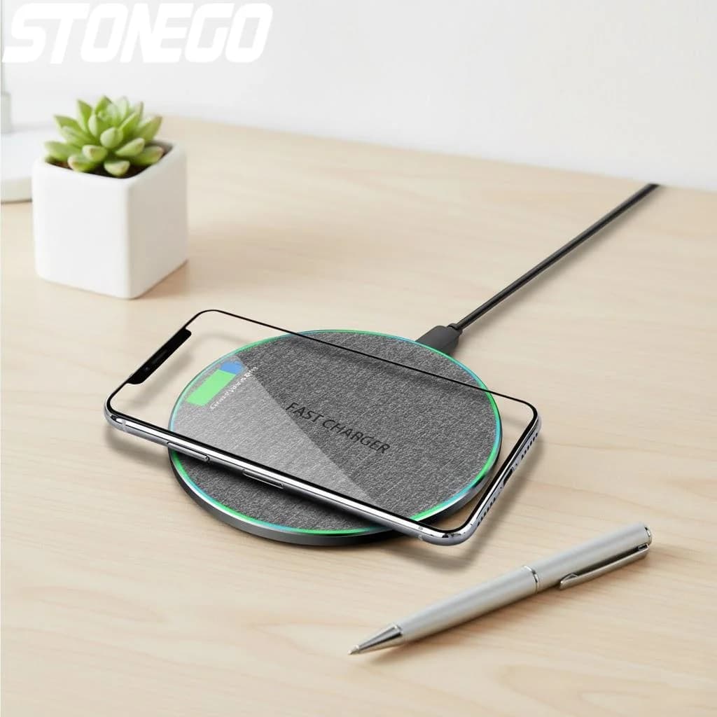 Caricatore Wireless Veloce 10W Compatibile con Qi per iPhone Samsung Huawei Xiaomi, Base di Ricarica Leggera