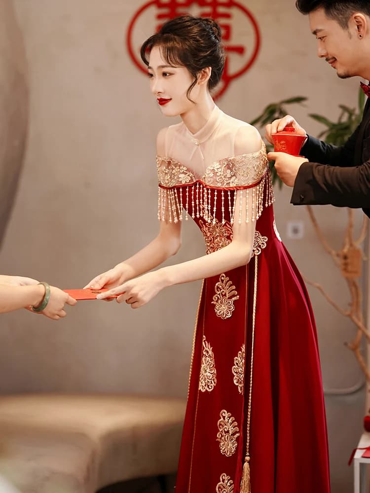 Abito da sposa rosso stile cinese Xisimery, nuovo modello estivo 2026, abito da sposa per la cerimonia di ritorno a casa, abito da sera sensazionale