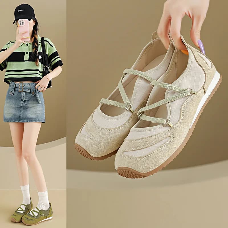 2026 Women's Spring and Autumn Height Increase Leisure Sports Versatile Board Shoes Street Photography Outdoor Running Shoes