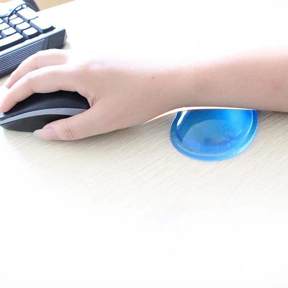 Tappetino per mouse in silicone a forma di cuore in silicone per mouse Tappetini di supporto per poggiapolsi trasparenti freddi Gel trasparente anti-fatica morbido