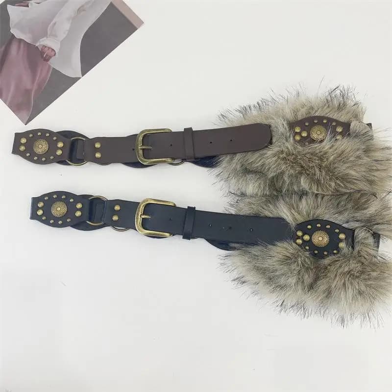 Nuova Cintura Punk in Ecopelle con Borchie e Pelliccia Sintetica, Stile Y2K Vintage, Cintura in Peluche Metallica per Jeans e Accessori