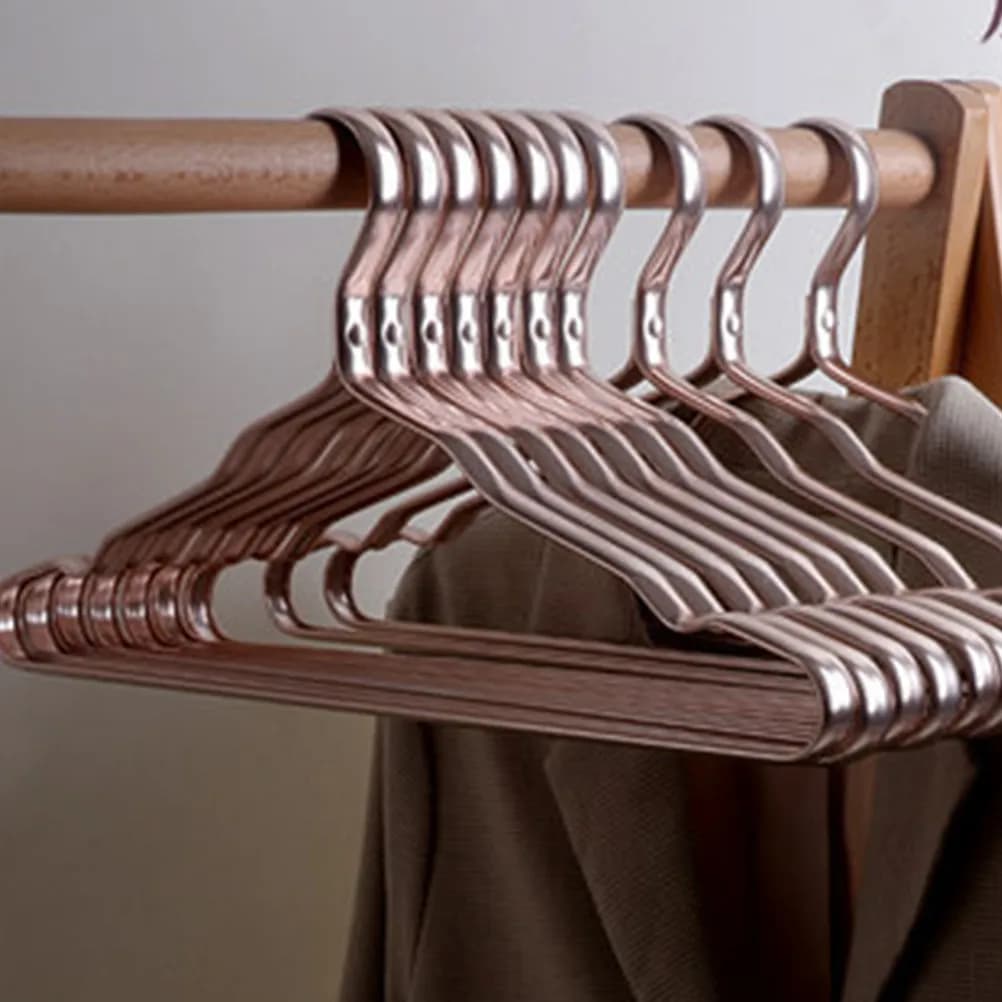 Set of 5 Anti-slip Golden Metal Hangers, No Tracks, for Wardrobe, Clothing Shops and Home