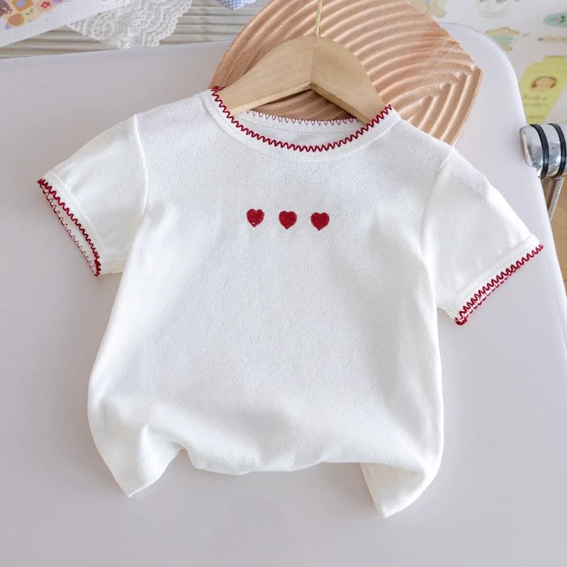 Breathable Cotton T-Shirt Girls Casual Versatile Top, Soft Lightweight Cute Children's Summer Fashion Collection