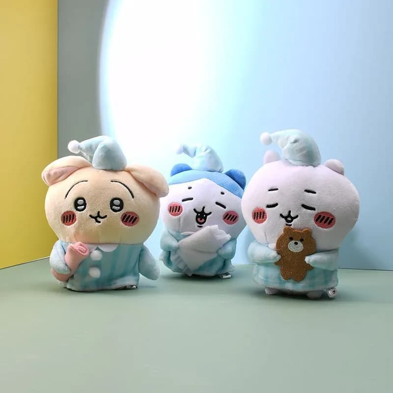 Peluche Anime Giapponese Jhiikawas in Pigiama, Simpatico Usagi Hachiware Jiikawa 18cm, Giocattolo Imbottito in Abbigliamento da Notte, Figura Collezionabile