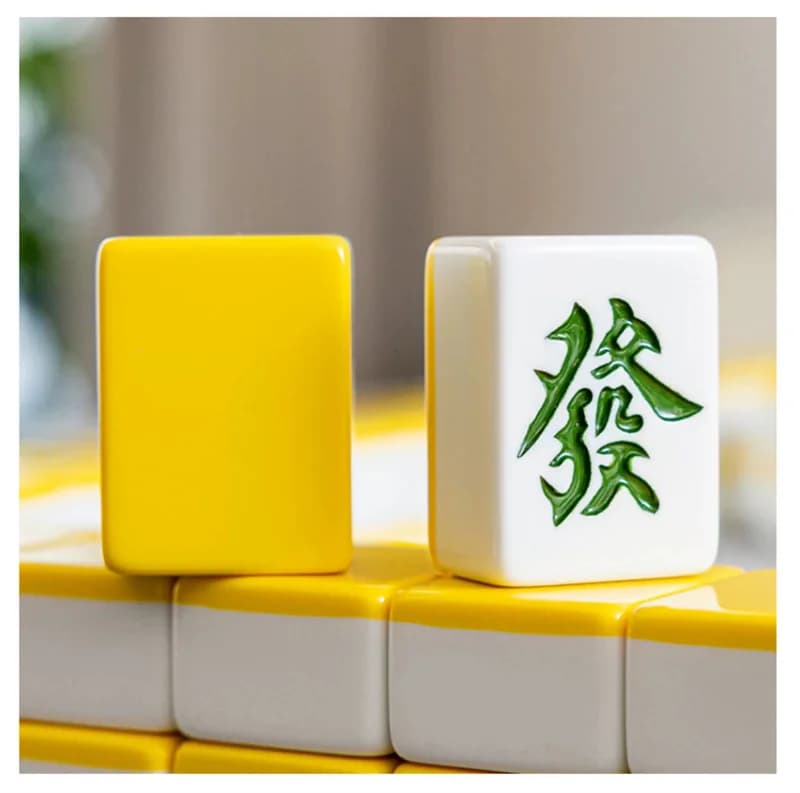 42 mm Mahjong set Gioco da tavolo Mahjong di alta qualità Qrange Pink 144 pezzi Sfregamento a mano Piastrelle Mahjong Cinese Divertente gioco per la famiglia