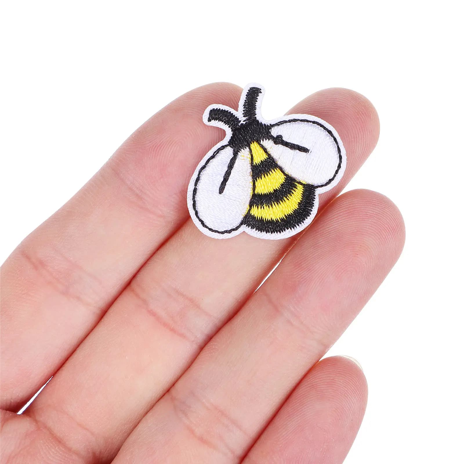 20Pcs Embroidered Bee Patch Stickers Fashion Decorative Applique on for Jackets Shoes Bags Vest Clothing